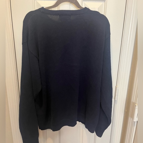 Eddie Bauer sweater size medium crew neck - Picture 2 of 3